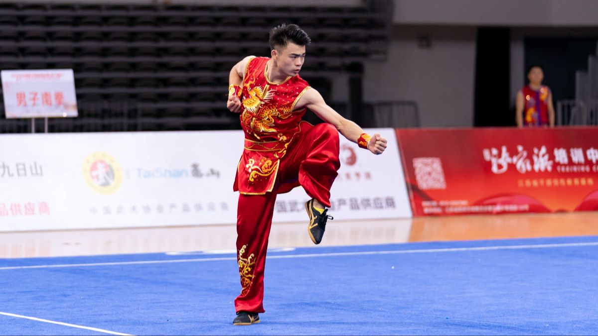 全国武术套路比赛,传统技艺新展现 全国武术套路比赛,传统技艺新展现