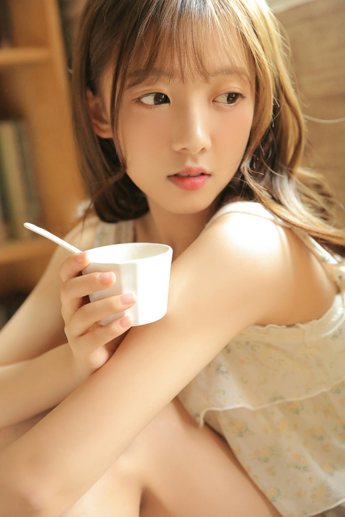 跨境战队联手训练营：推动国际电竞文化交流深度融合，跨境赛道