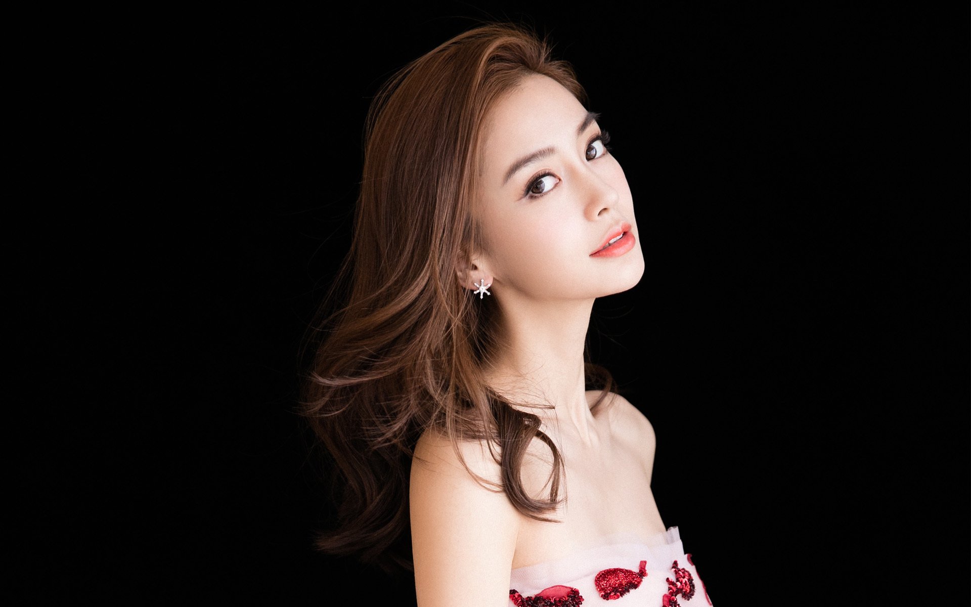 巴萨前锋破解对手防线,领先其他射手一步,巴萨历史的传奇前锋