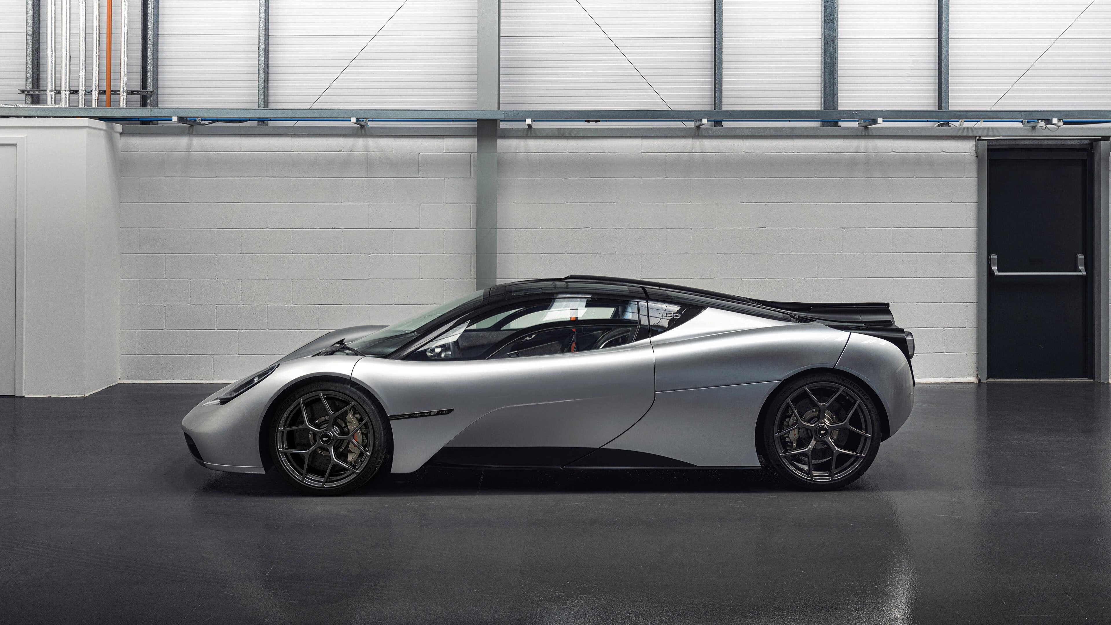 荷兰战斗不利，比利时队压倒性胜出，荷兰比利时哪个厉害